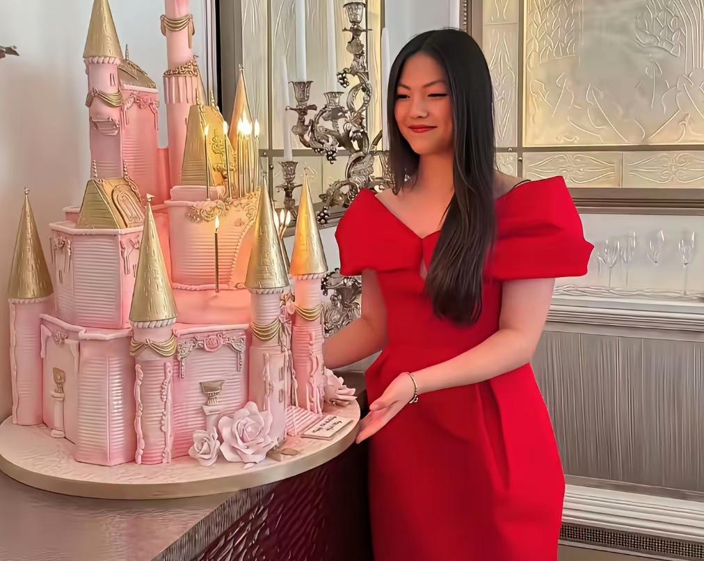 同人不同命啊！王诗龄的一个城堡蛋糕要20万元，我们十八线城市买套房子才四十万，王