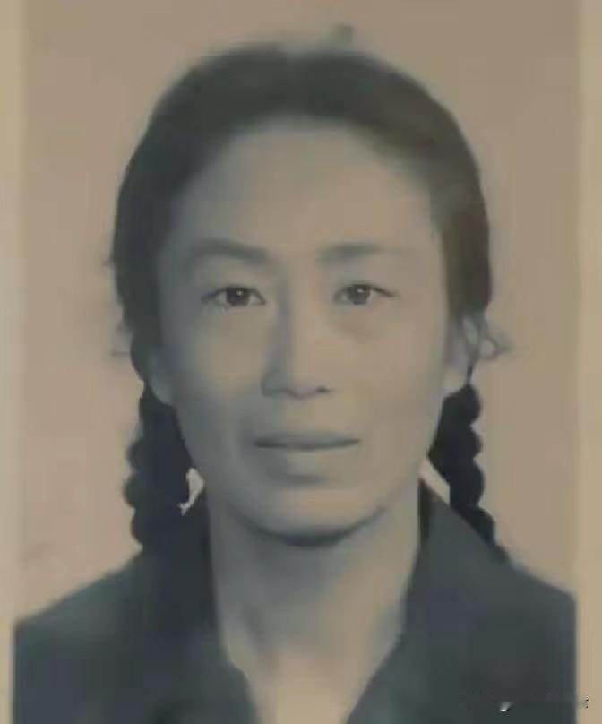隐瞒身份扎根北大荒十年，一封家书到来，才揭开这名女知青的真实身世1969年