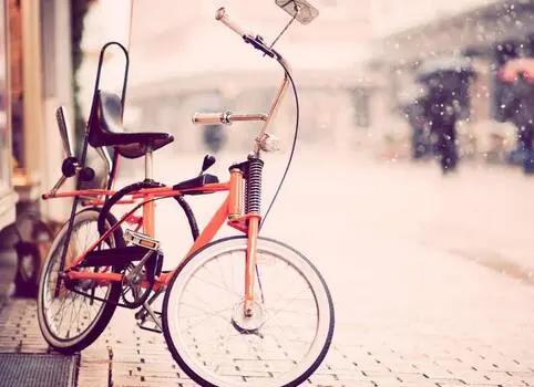 未成年人的恶是比成年的恶，更可怕的存在。愚人节那天，有个学生提议整蛊老师，打算