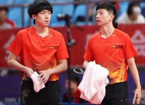 马龙：大头！楚钦：嗯，主席。马龙：怎么那么生分，叫我大哥吧。楚钦：嗯，大