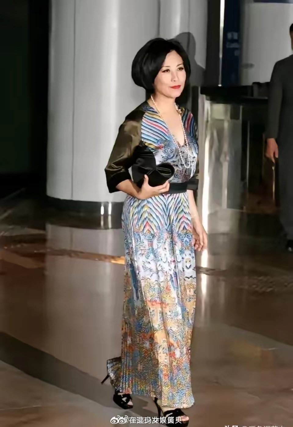 马面裙不是每个女人都能驾驭的。第一次看到有人把马面裙穿得那么好看，那么有韵味，而