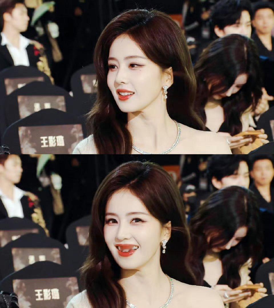 白鹿小舅妈变小妹妹郑书意好美白鹿也好美哇白鹿