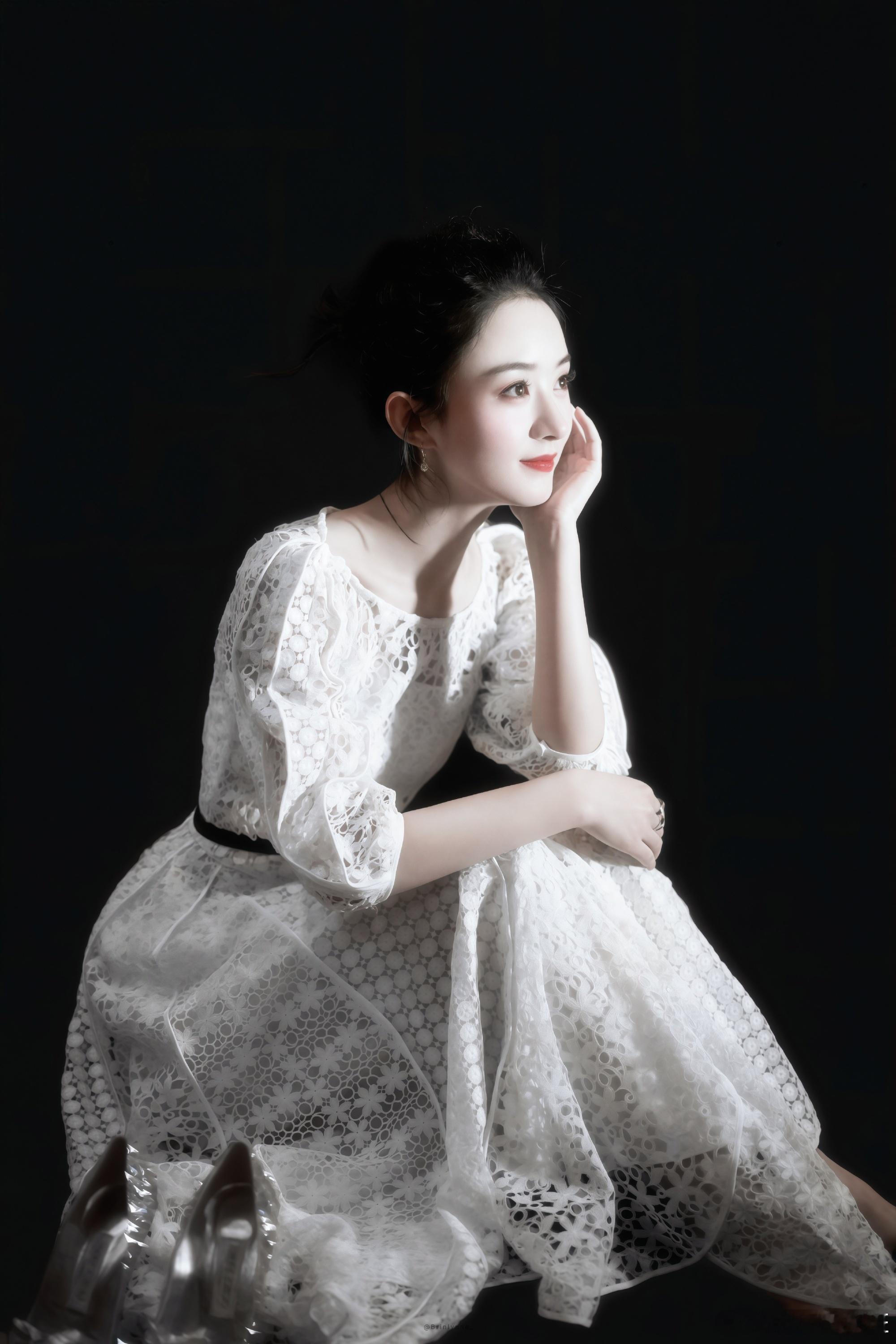 赵丽颖黑粉出镜致歉，赵丽颖名誉权维权案件迎来新进展，此前长期在网络发布大量造谣、
