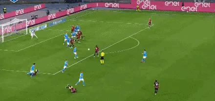 福法纳Pk登贝莱，真不是一个档次！一个让全场惊呼“漂亮！”，一个让全场惊呼“啊？