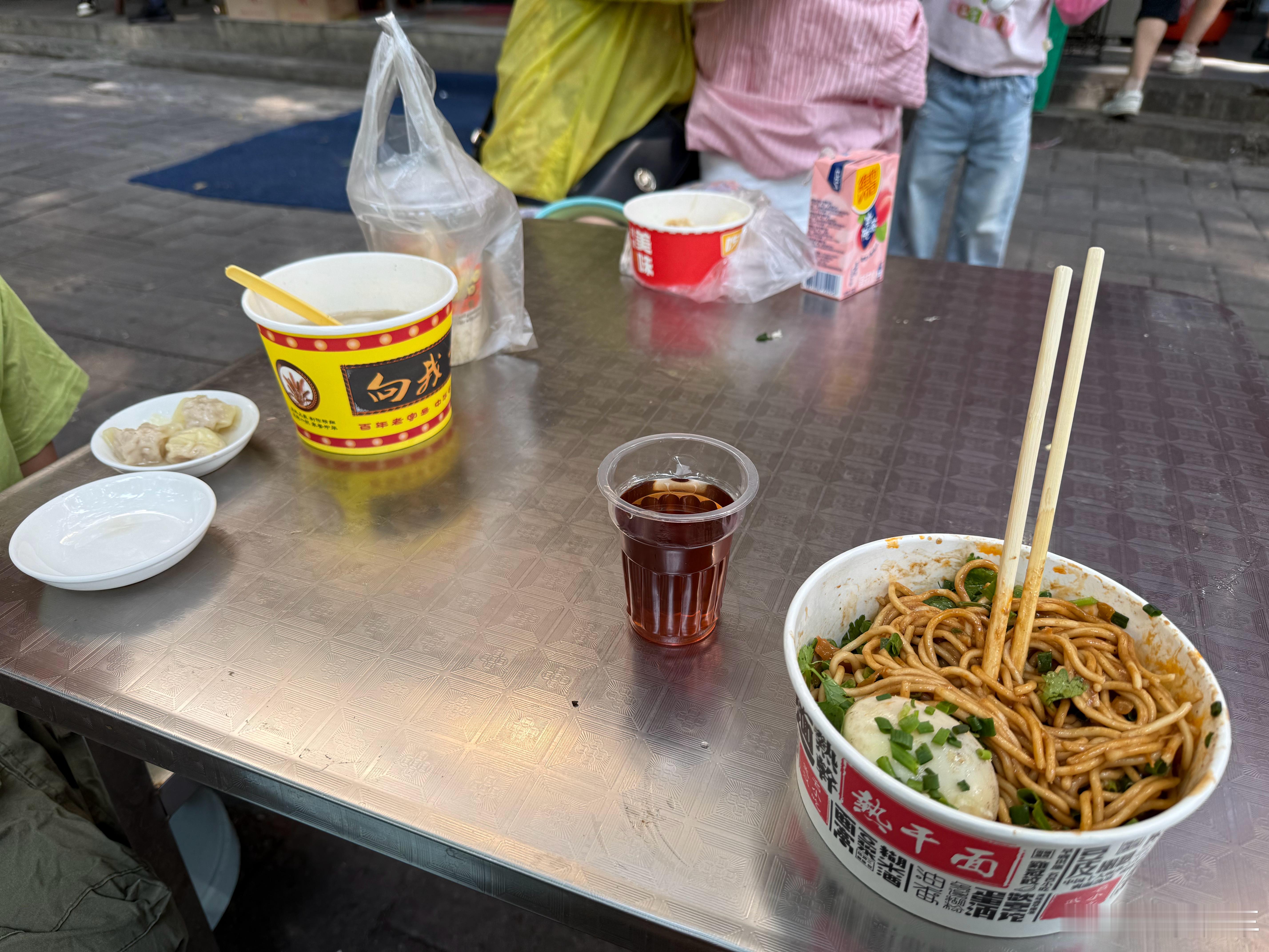 武汉的过早文化，绝对是一绝，一个月可以不重样武汉过早武汉过早​​​
