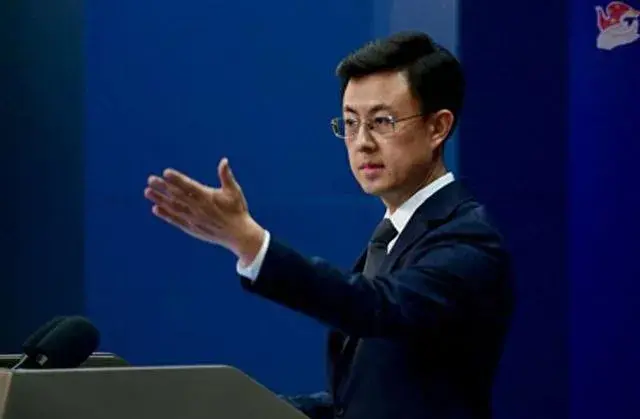 美国降税至35%,我外交部的回应,给出答案!