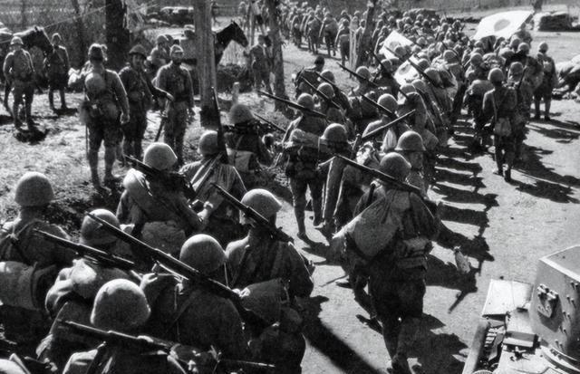 1945年春天中国抗战已进入最后决战阶段，太平洋战场上美军连连推进，日军节节败退