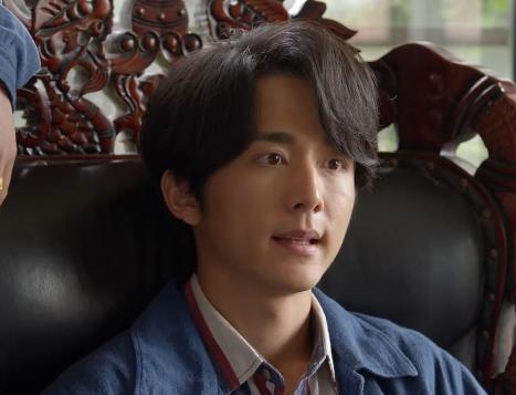 《淬火年代》，抱歉，没有一个喜欢的演员啊。年代剧搞成了年代偶像剧。