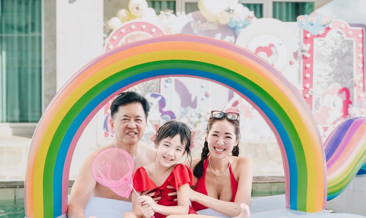 刘伊心儿子六岁生日