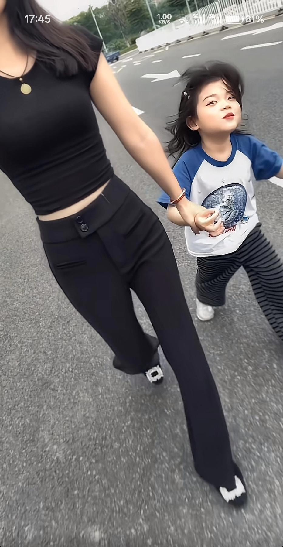 生完孩子身材还这么好