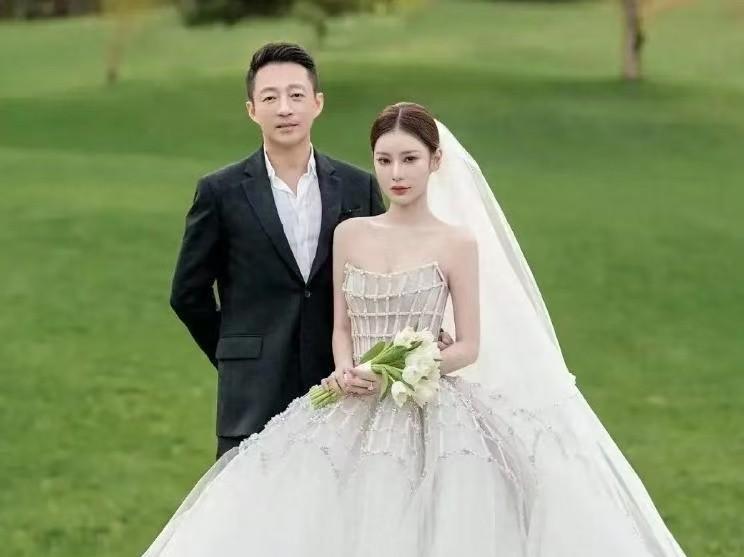 这回可算看明白了！马筱梅嫁进汪家哪是单纯结婚啊，根本是踩着风火轮跨阶层！以前在