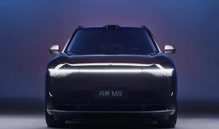 朋友圈有人问：问界M7到底值不值?我回了八个字：值不值，开过就知道了[赞]20