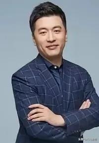 现在最扎心的，应该就是张雪峰公司的员工了吧。旁人只看到峰学蔚来的神仙待遇，只有