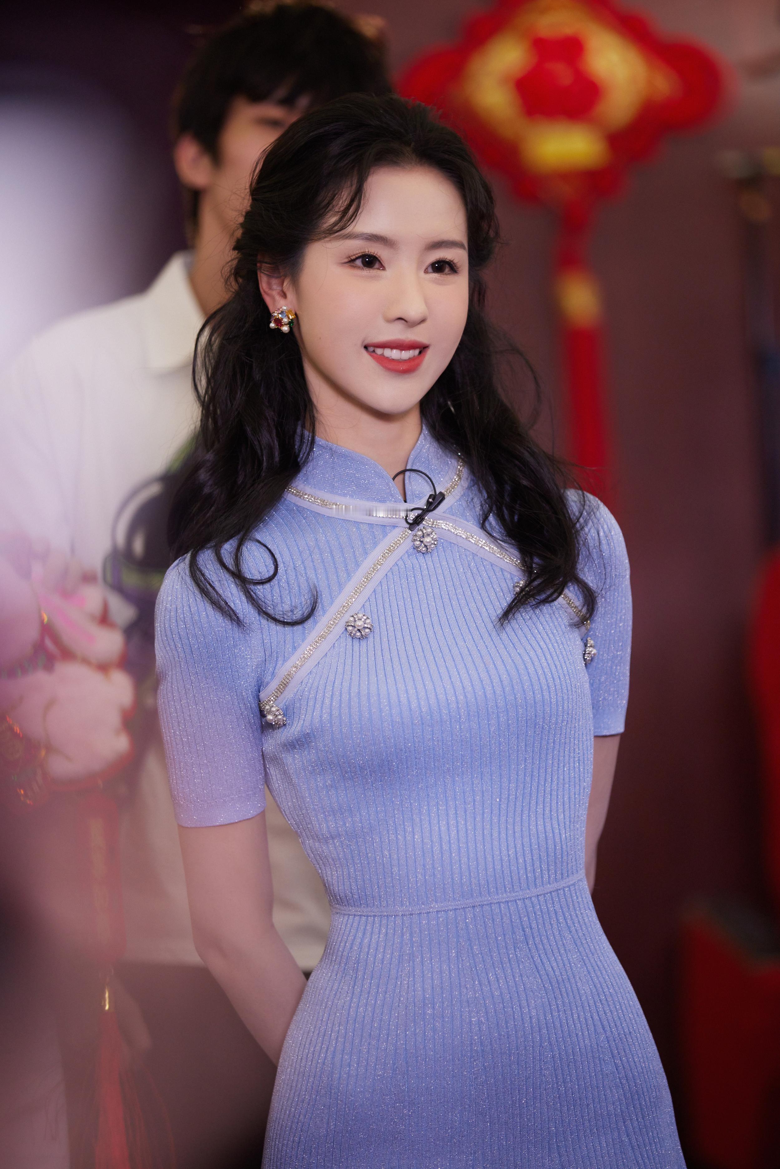 👠陈都灵