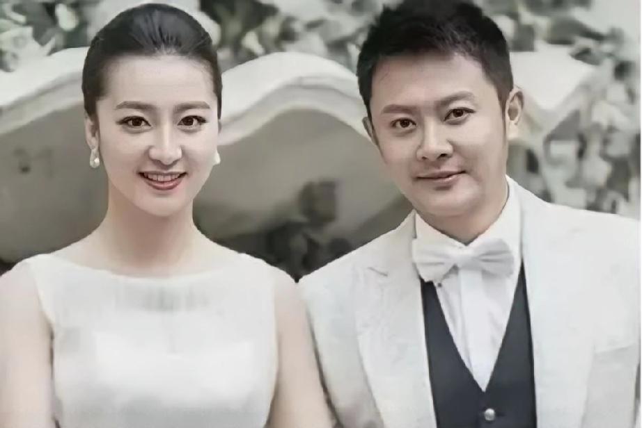 印小天曾是赵宝刚王牌、一线当红小生，却被“插刀教”事件拉入孤立深渊。此