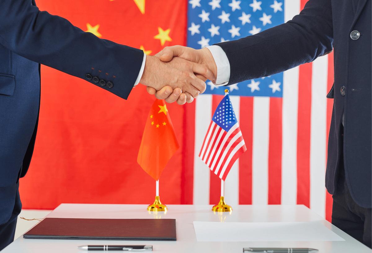 反对“G2”，并不意味着否定中美之间的正常对话与合作。事实上，中美在经贸、气