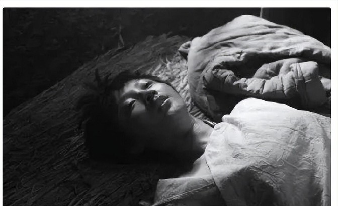 1945年，日军占领富国煤矿后，时常跑到村民家里去，糟蹋无辜妇女。有一次，一个小