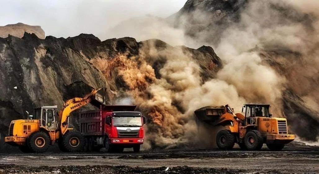 西芒杜铁矿生变数！2026年1月3日确认，几内亚要抢30%海运权2026年1