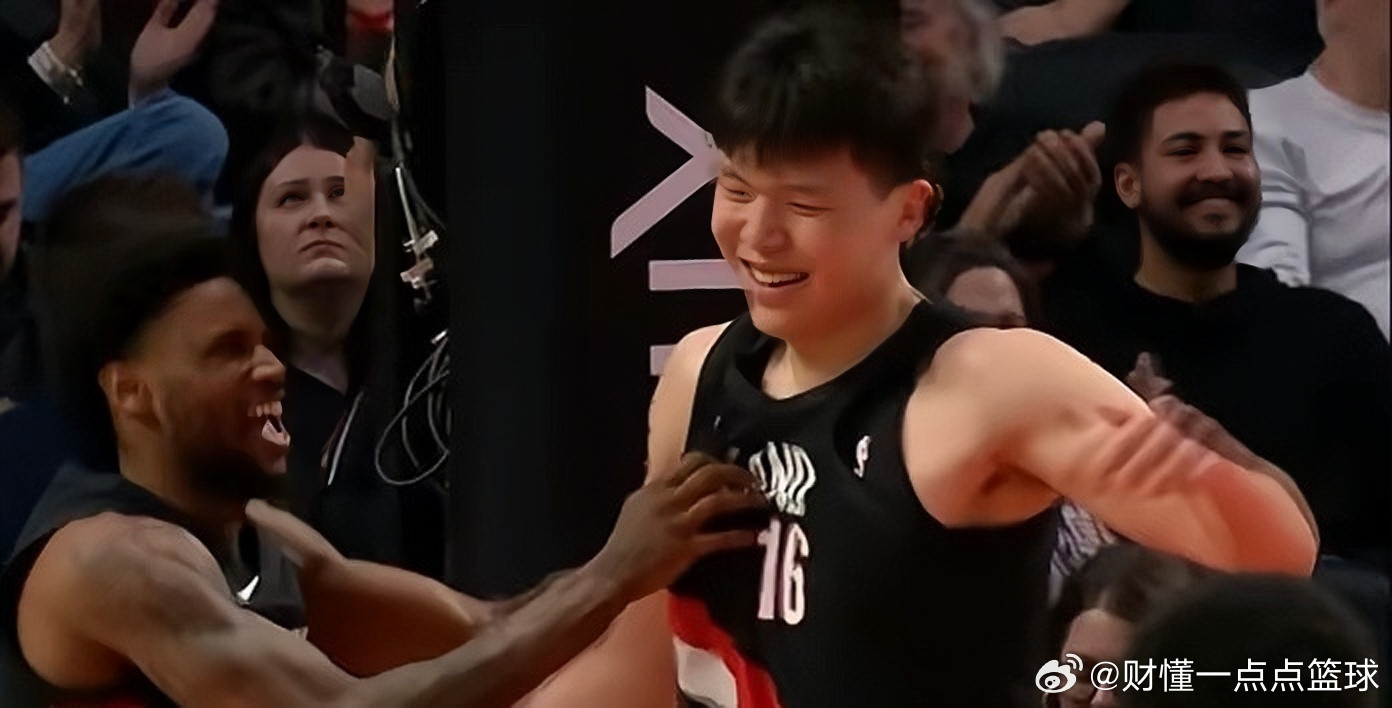 4分钟5分！杨瀚森垃圾时间爆发，NBA之路仍道阻且长今天开拓者大胜步行者，杨瀚森