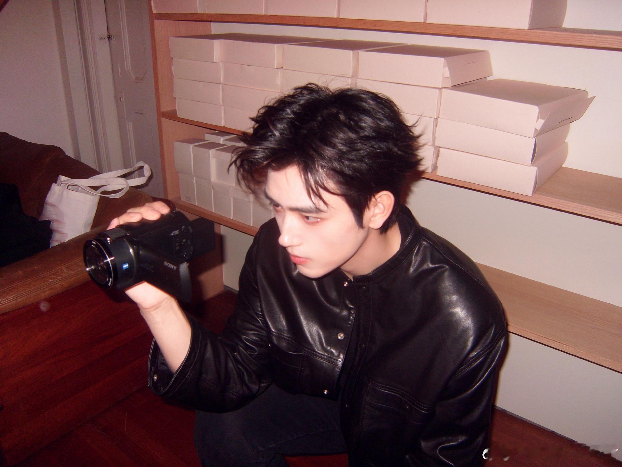 陈飞宇减肥的证据被我找到了终于抓到陈飞宇减肥的实锤！为了保持最佳状态，坚持一个月