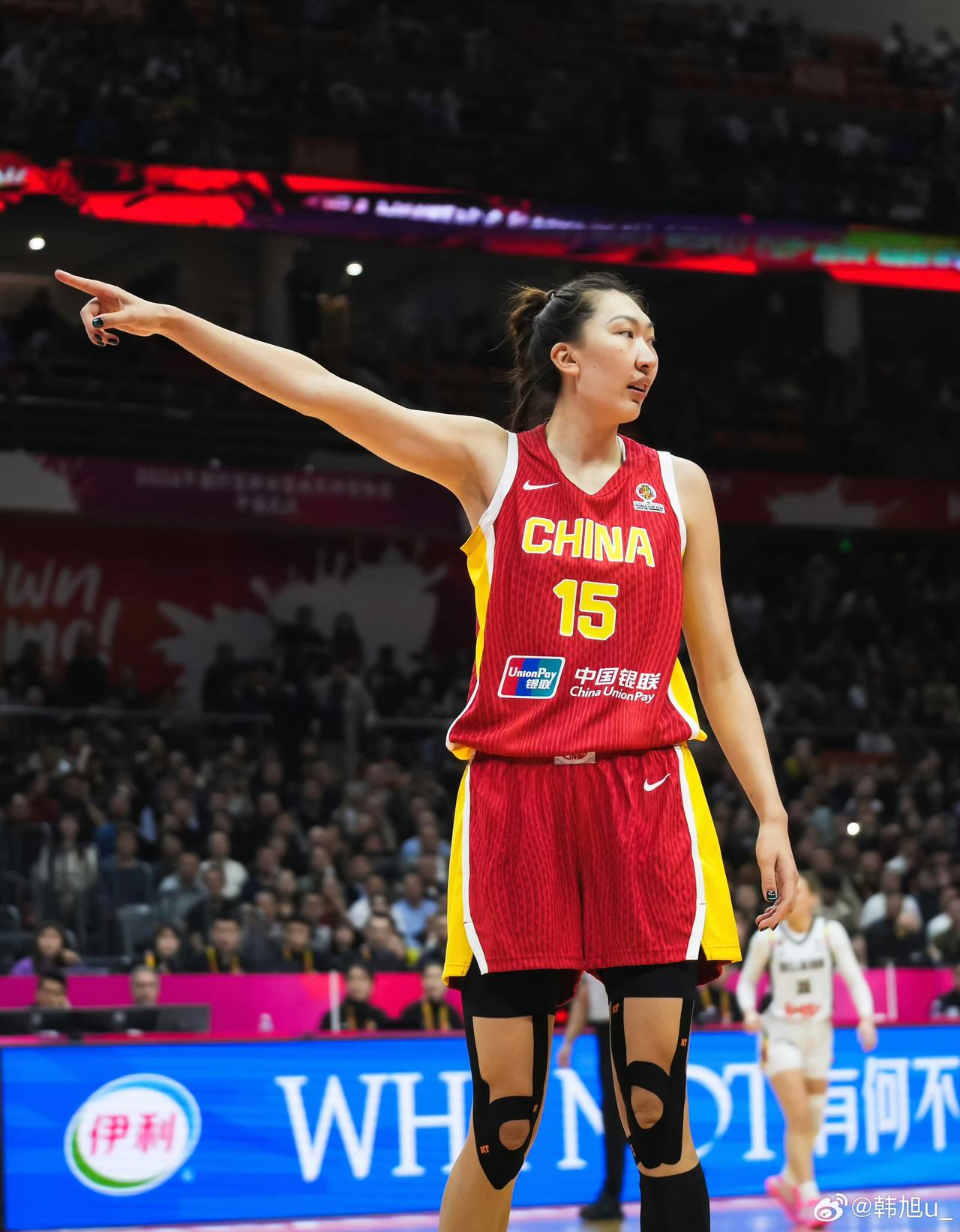 韩旭很坚决啊，可见海外真给她释放压力了！中国女篮韩旭在回国之前，WCBA全明