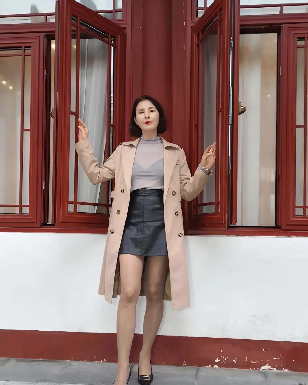 你的价值不由他人衡量，内在的丰盈与清澈，自会吸引美好。