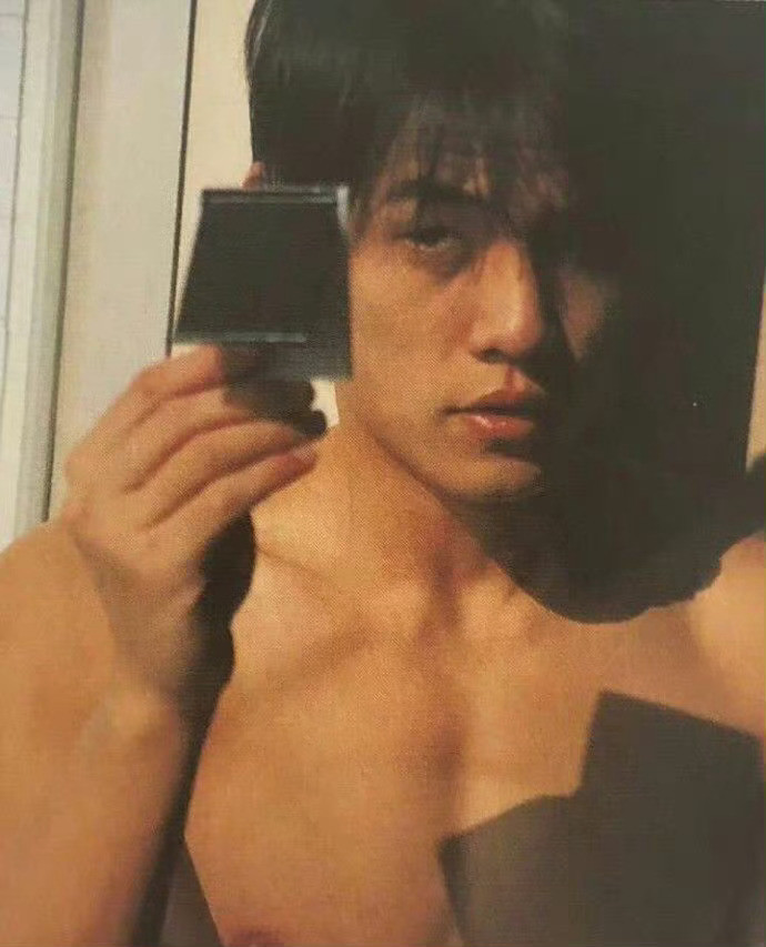 谁还没有个肌肉似的