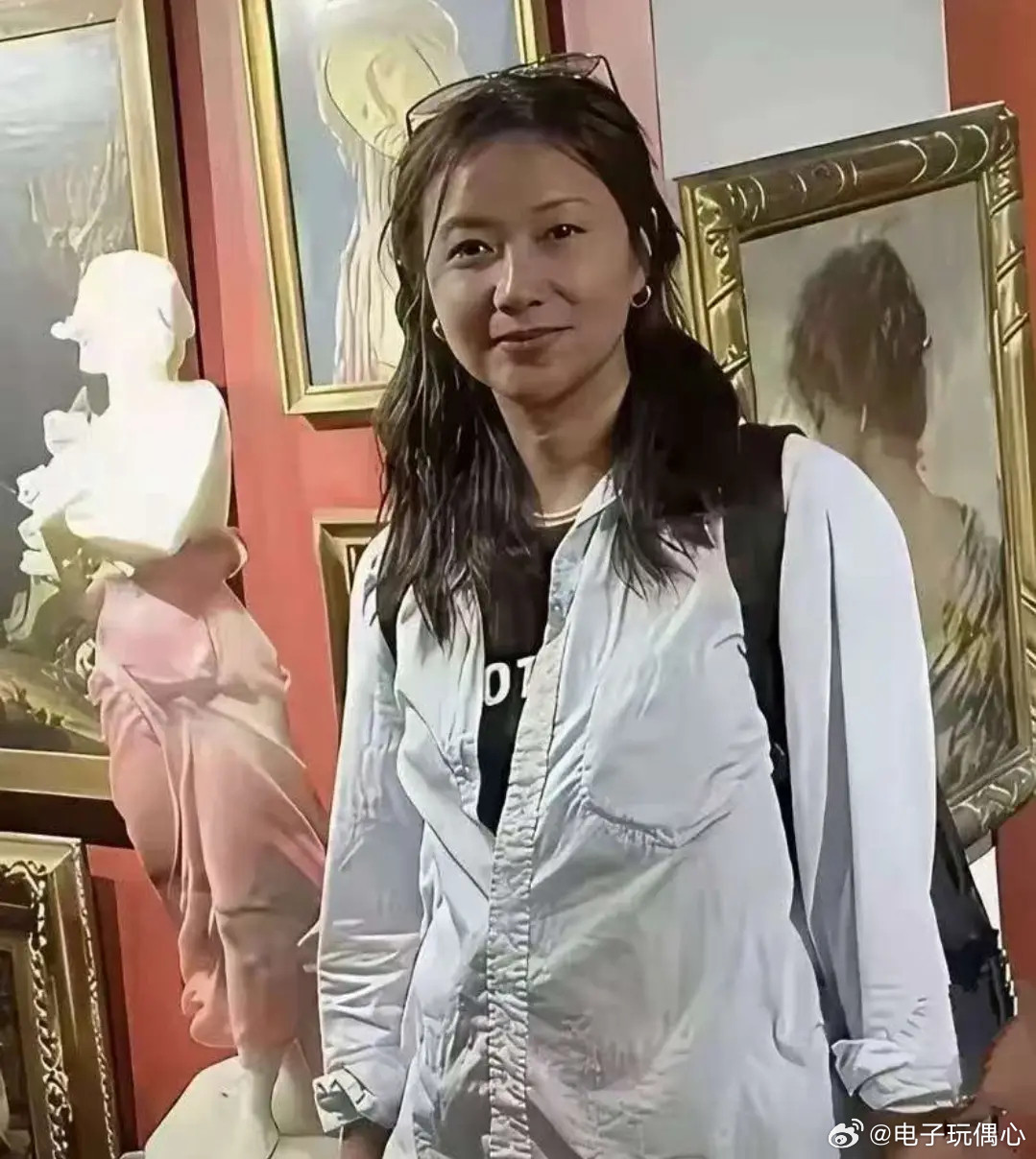 女神也老了，颜值不如从前了，不过还是好漂亮啊！