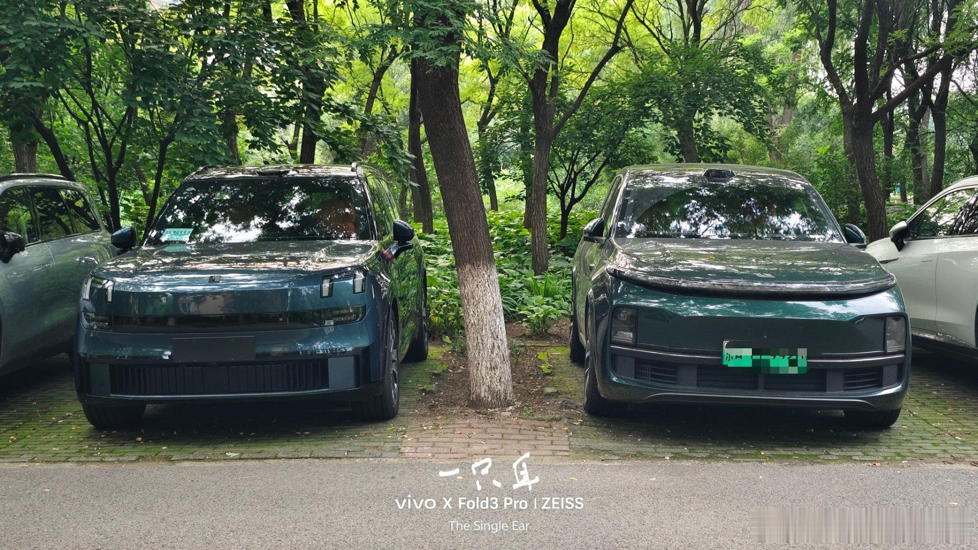 俩哥们动作跟跳舞似的[捂脸哭][扁嘴]​​​