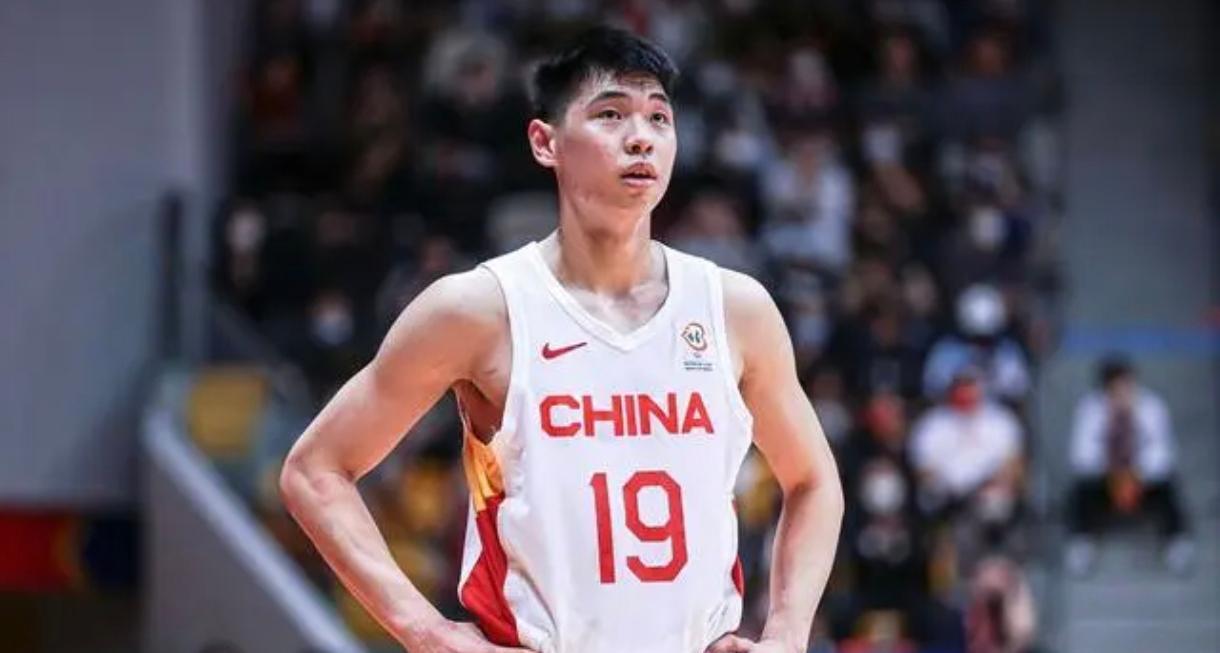 崔永熙正式加盟广东宏远，意味着什么:1、宣告他职业生涯与NBA彻底无缘，也给中