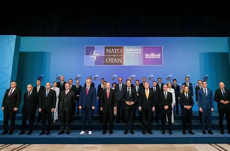 北约国家再次援乌700亿，捷克也不当“看客”了欧洲新闻网报道，当地时间8日，