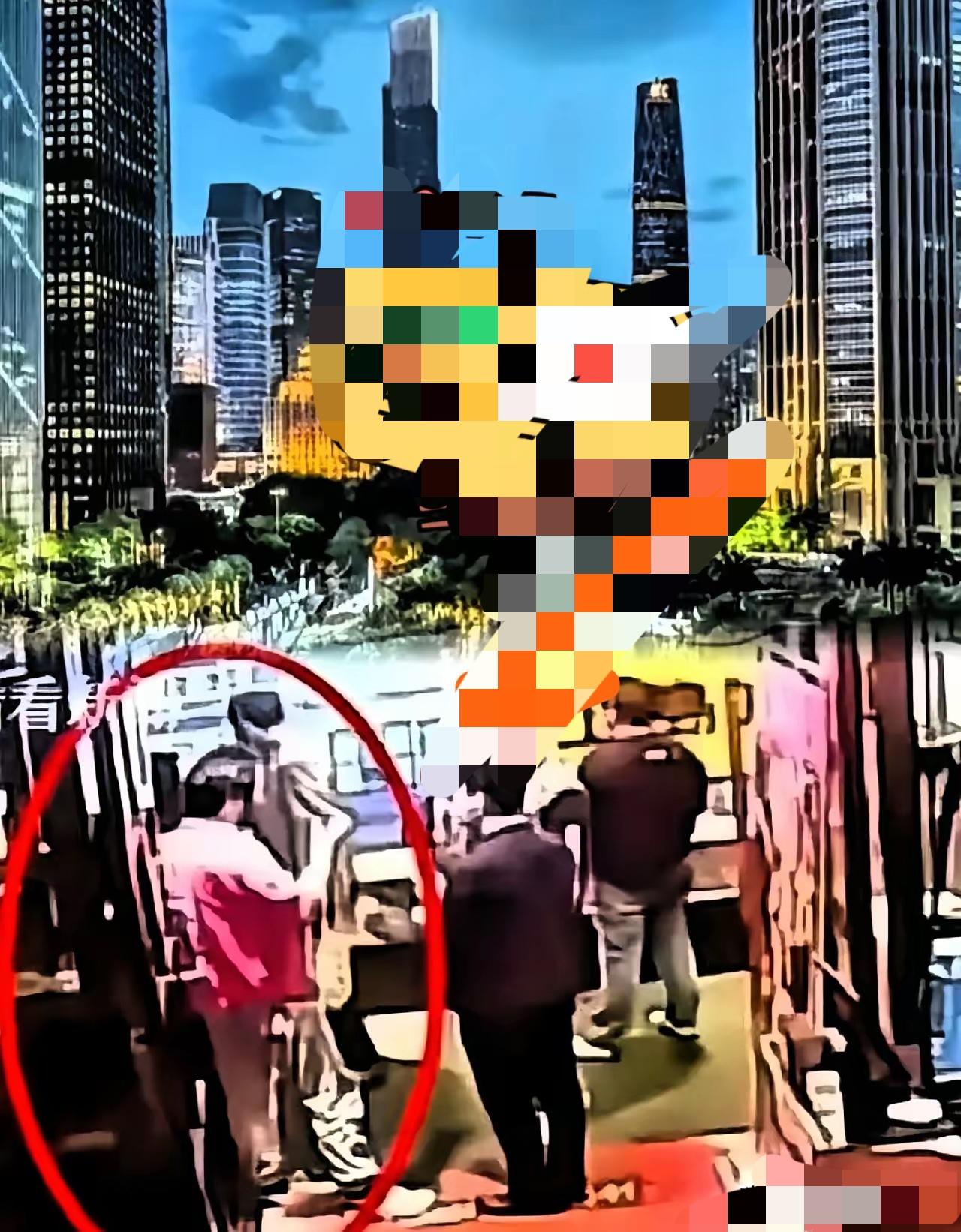 别以为顶着外籍身份，就可以在国内肆意耍小聪明吃霸王餐！三名游客在上海和平饭店消费