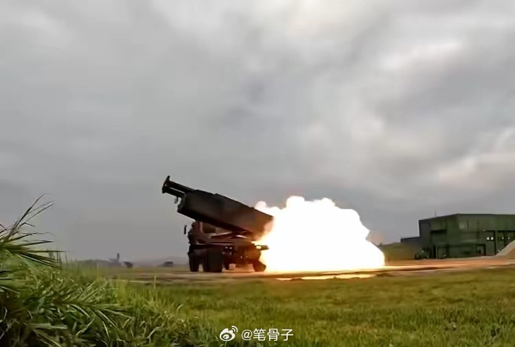 中东伊朗最新局势🗡️新导弹射程15000公里！伊朗彻底扯下了美国本土绝对安全