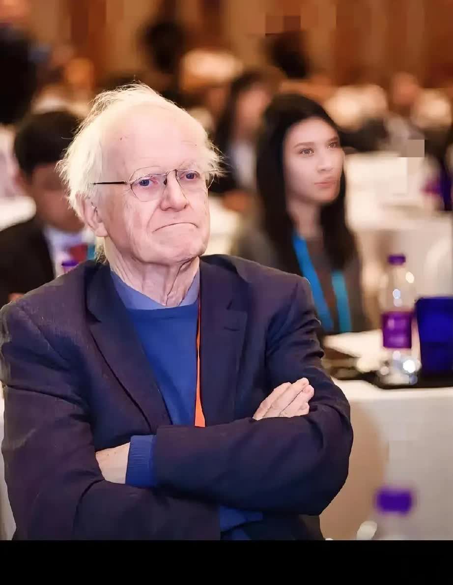 看到这条新闻我都脸红，中国的专家和学者们都干嘛去了？一个英国学者，花了十年泡