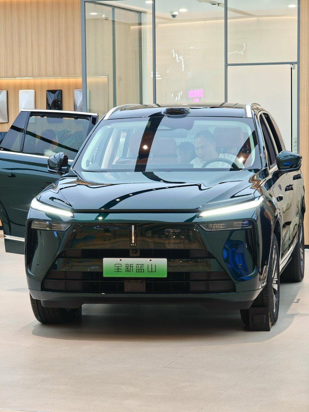 最近的热门新闻车型[捂脸哭]​​​