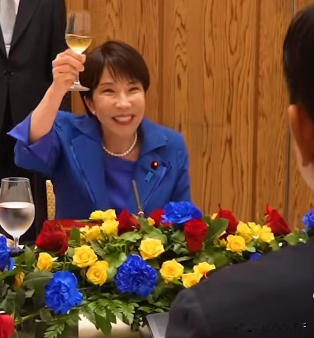 中国邻国首访日本，高市早苗果然又出糗了！9月29日，蒙古国新任总理奥奇拉尔