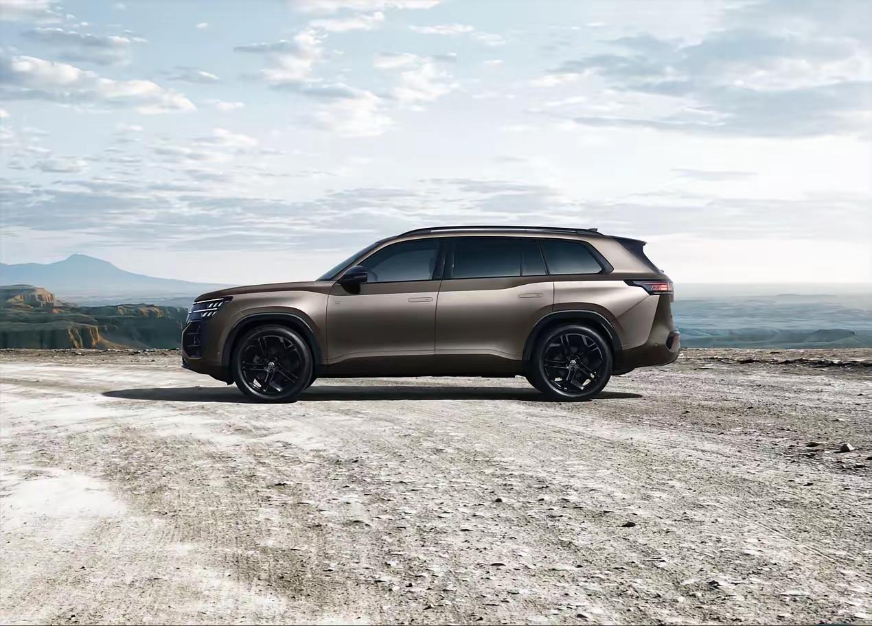 听专家一句劝，买车不纠结！1、要口碑，买国产——这几年国产车卷技术、卷配置