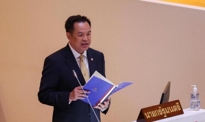 泰国副首相博翁沙于10月15日宣布国会改组的明确时间表，暂定明年1月31日解散国