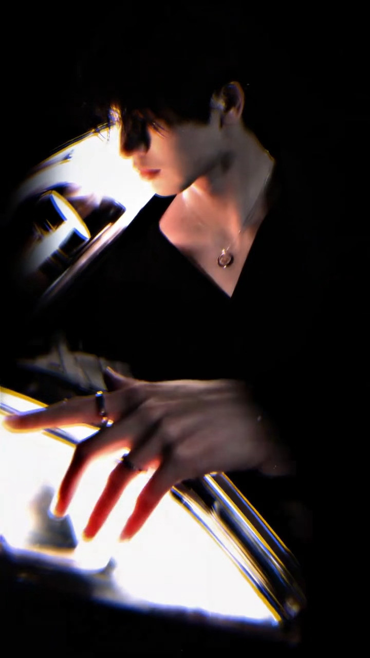 张凌赫卧槽活该他🔥啊神之所以是神