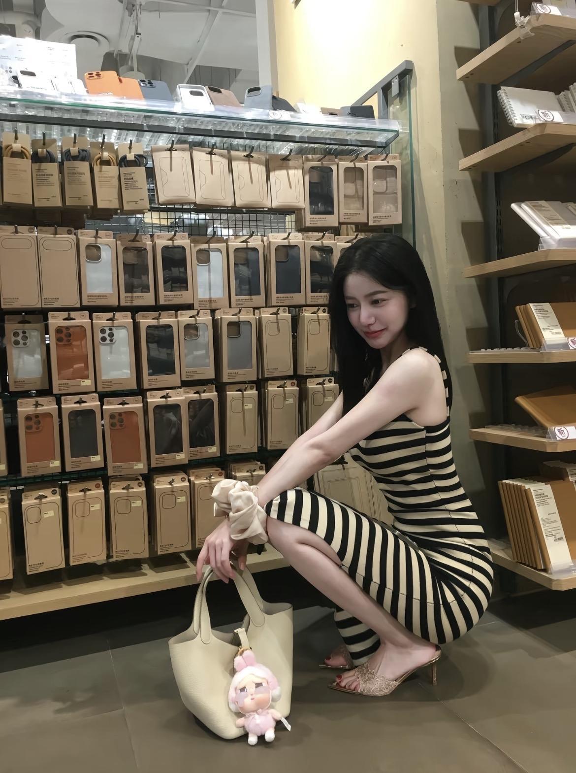 优雅自信穿搭分享