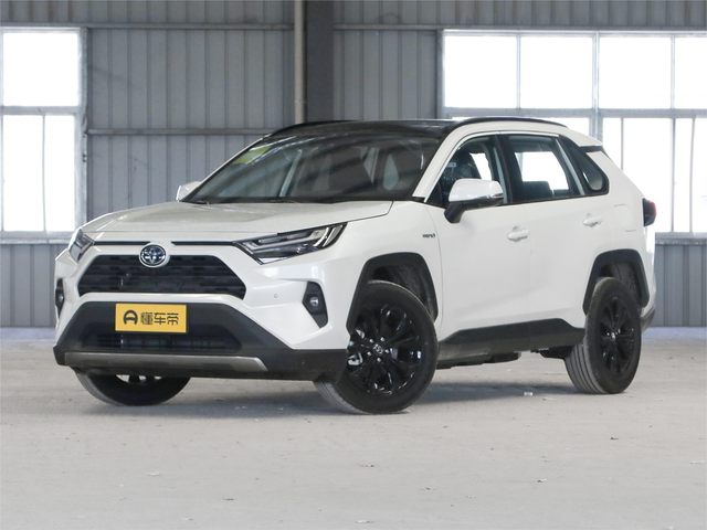 一汽丰田RAV4, 这车在2025年还值得买吗? 看完再说