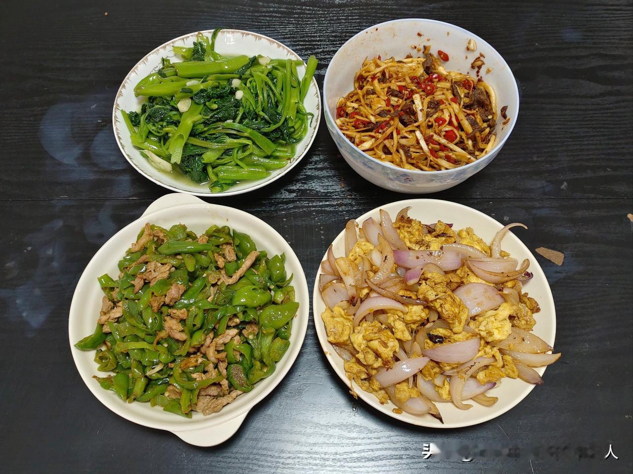 人这一生，到老了才会懂，婆媳之间撕破脸，看似婆婆当下图了清净，实则把后半生的路