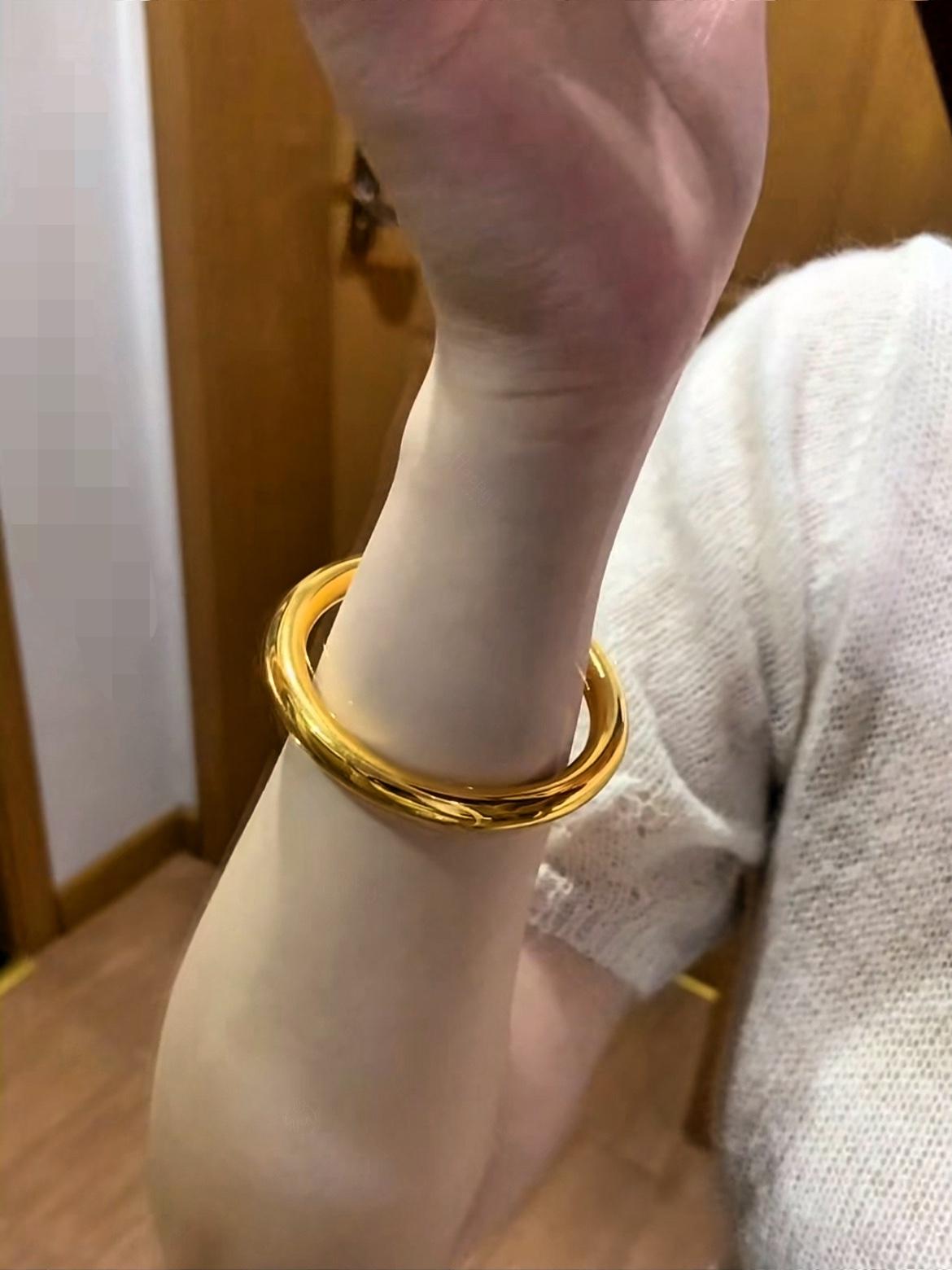 我姐在金店干了3年，奉劝大家千万别在金店买黄金！不是因为不够纯，而是因为他们