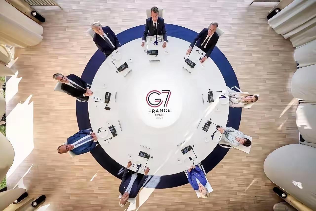 真的想不到，G7竟然发出了这样角度拍摄的照片，令人眼前一亮。这次G7在法国依