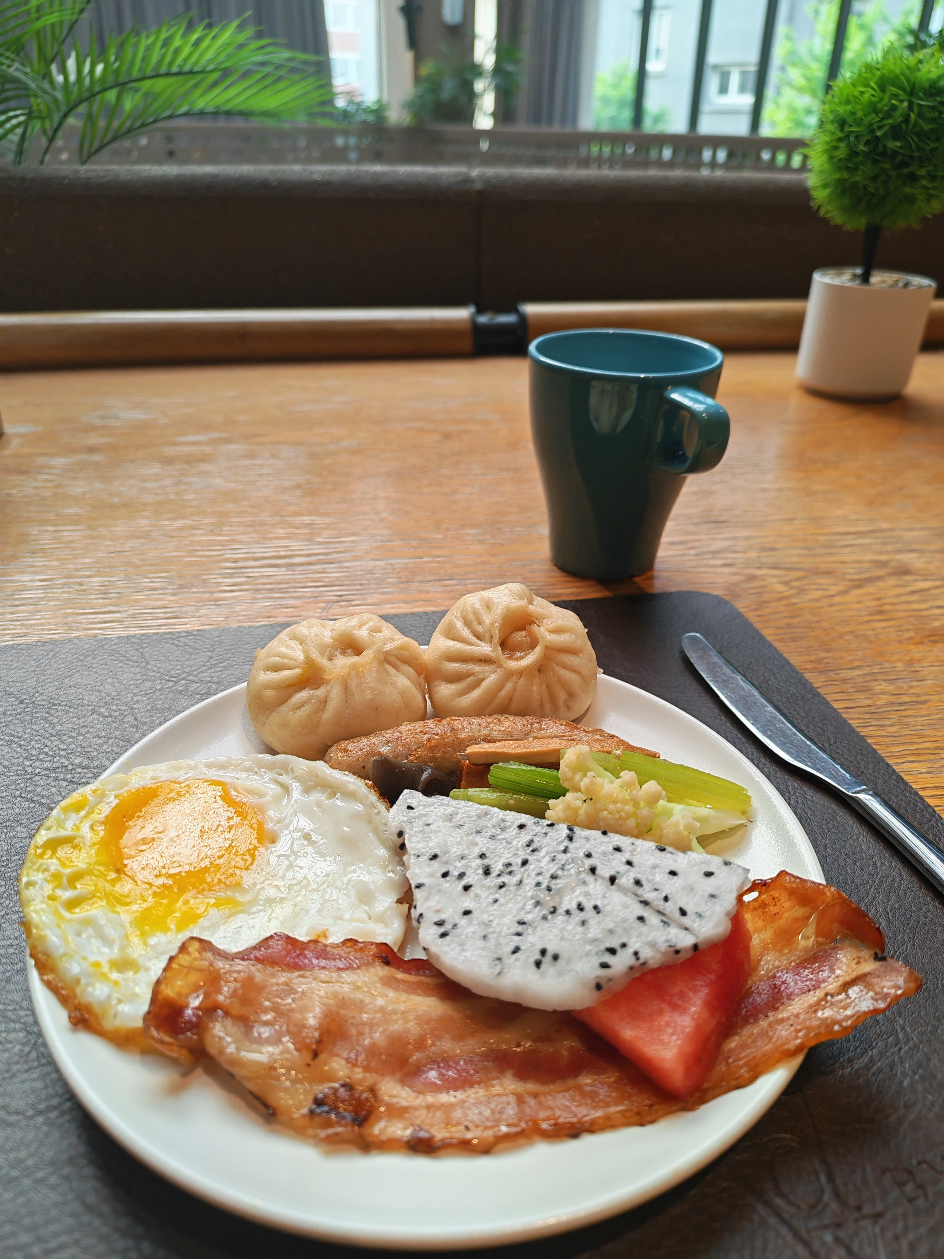 早上好家人们！北京车展干活去了～