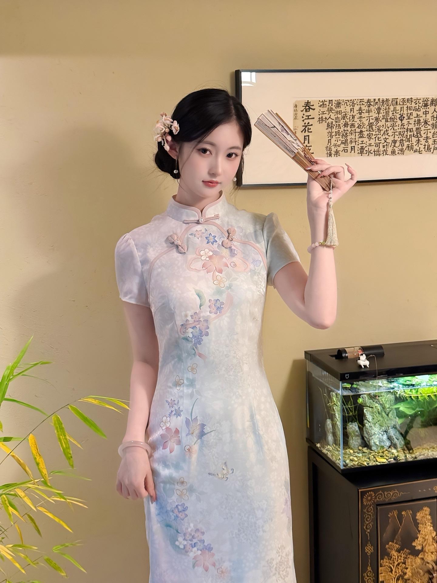旗袍 中式旗袍 东方美 中式美学服饰 国风古韵