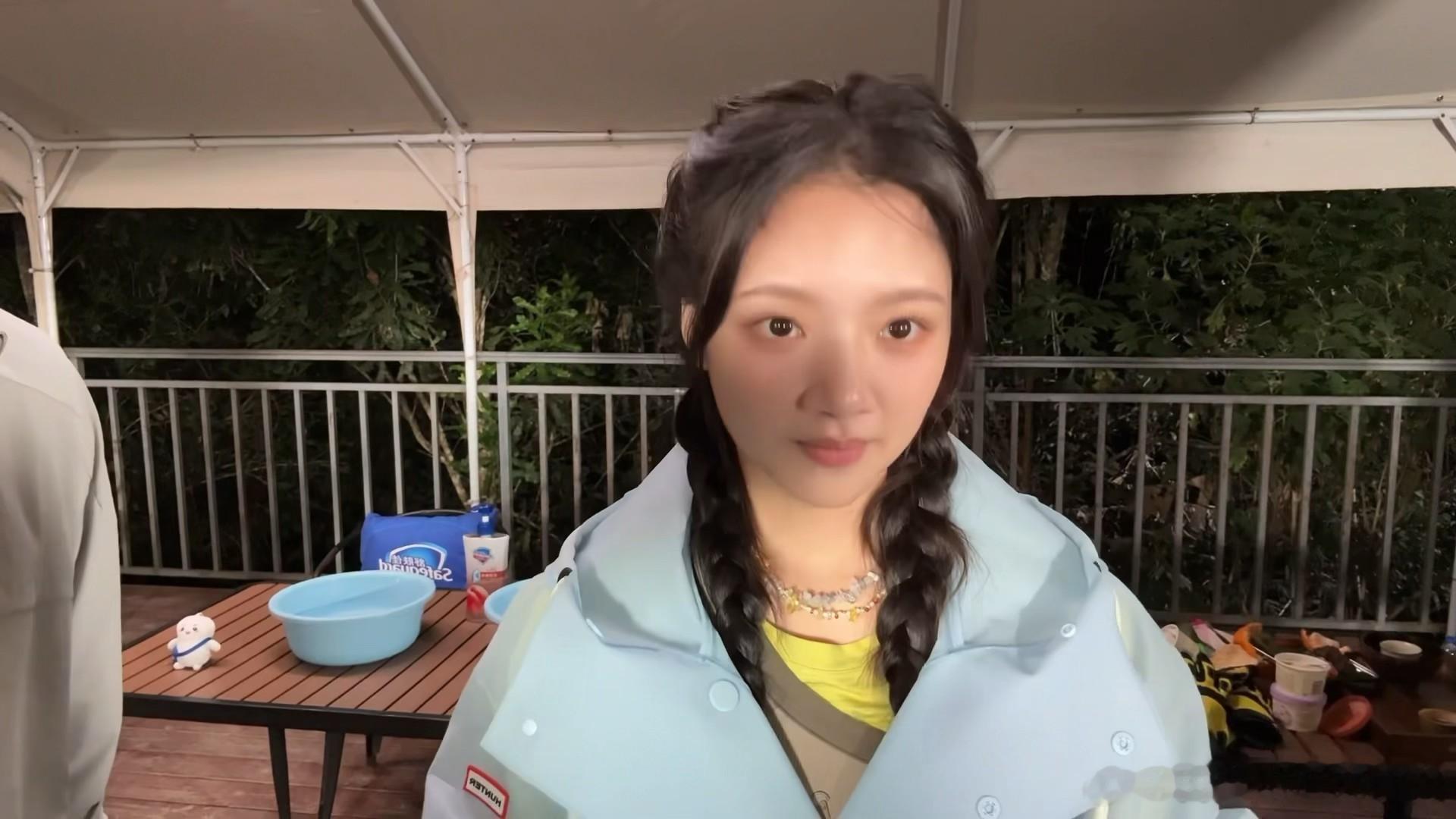 任敏吃蚂蚁任敏生吃蚂蚁刷到任敏生吃蚂蚁，直接愣住，完全没想到她会这么敢，属实让人