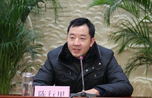 有三种人始终盯着陈行甲，不管他做什么总是会挑毛病来。最近，陈行甲做公益的70万