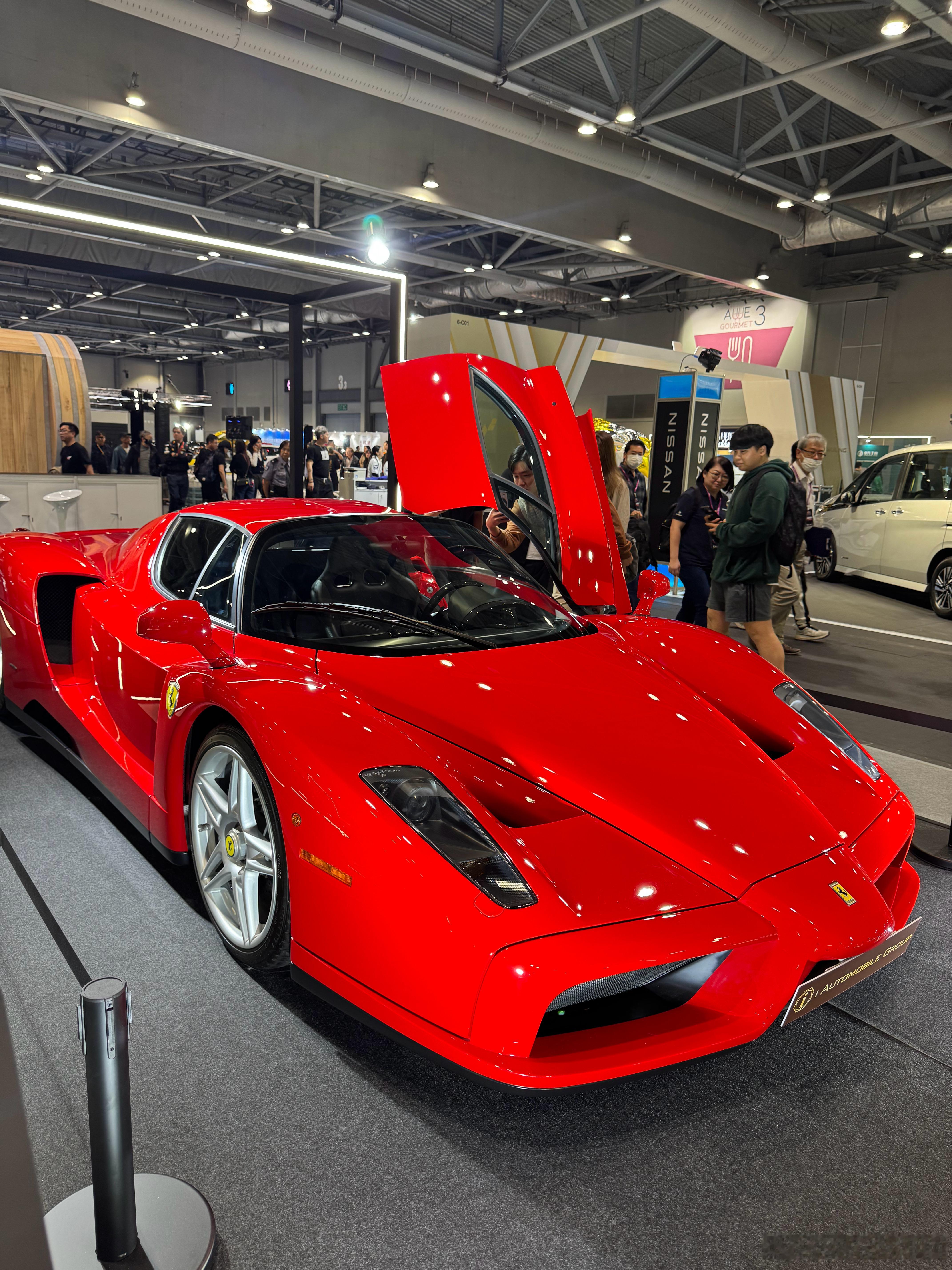 大v聊车法拉利ENZO，小时候的梦想之车，二十几年了还是这么帅香港·亚洲国际