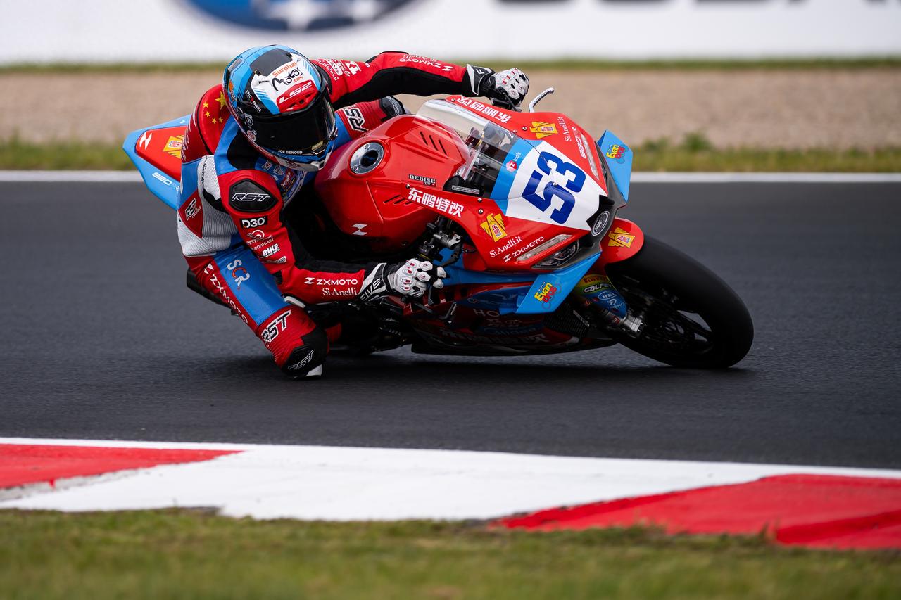 5月30日，新华社马德里电：2026世界超级摩托车锦标赛（WSBK）阿拉贡站W